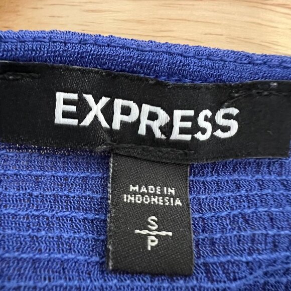 Express Womens Blue Surplice Neck Long Sleeve Pullover Blouse Top Size Small - Picture 10 of 10